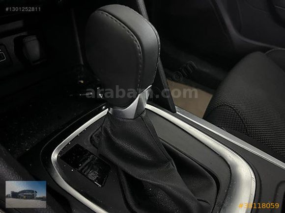 2025 Megane Sedan 1.3 TCe Touch EDC / 17.601 KM "%0,79 KREDİ"