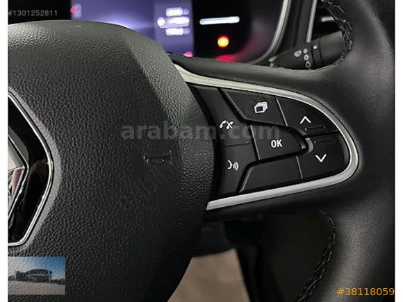 2025 Megane Sedan 1.3 TCe Touch EDC / 17.601 KM "%0,79 KREDİ"