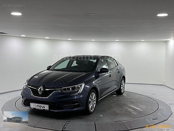2025 Megane Sedan 1.3 TCe Touch EDC / 17.601 KM "%0,79 KREDİ"