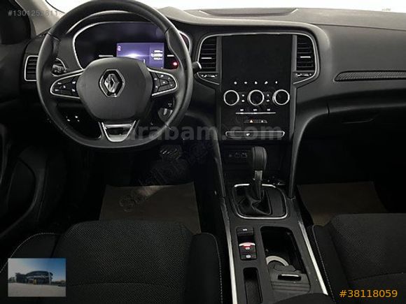 2025 Megane Sedan 1.3 TCe Touch EDC / 17.601 KM "%0,79 KREDİ"