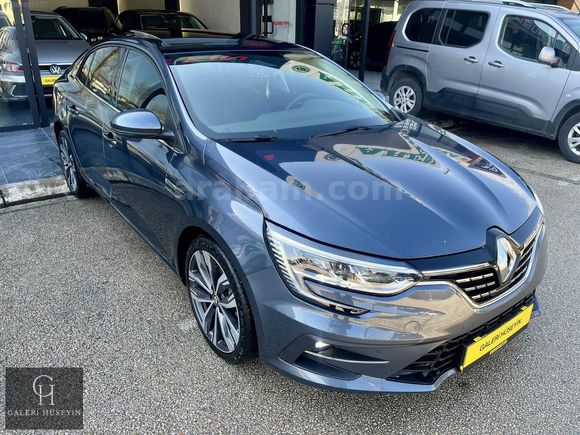 2025 RENAULT MEGANE CAM TAVAN HATASIZ 1.5 Blue dCi