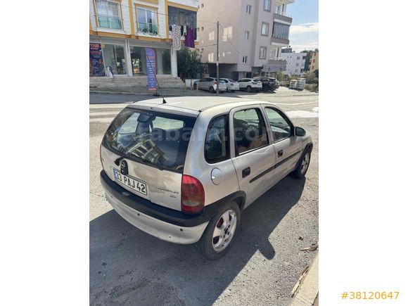 Opel Corsa 1.4 100.Yıl edition 2000 Model KLİMALI sorunsuz  