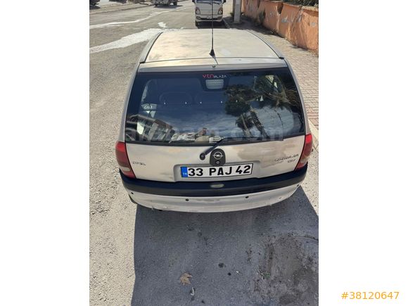 Opel Corsa 1.4 100.Yıl edition 2000 Model KLİMALI sorunsuz  