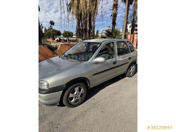 Opel Corsa 1.4 100.Yıl edition 2000 Model KLİMALI sorunsuz  
