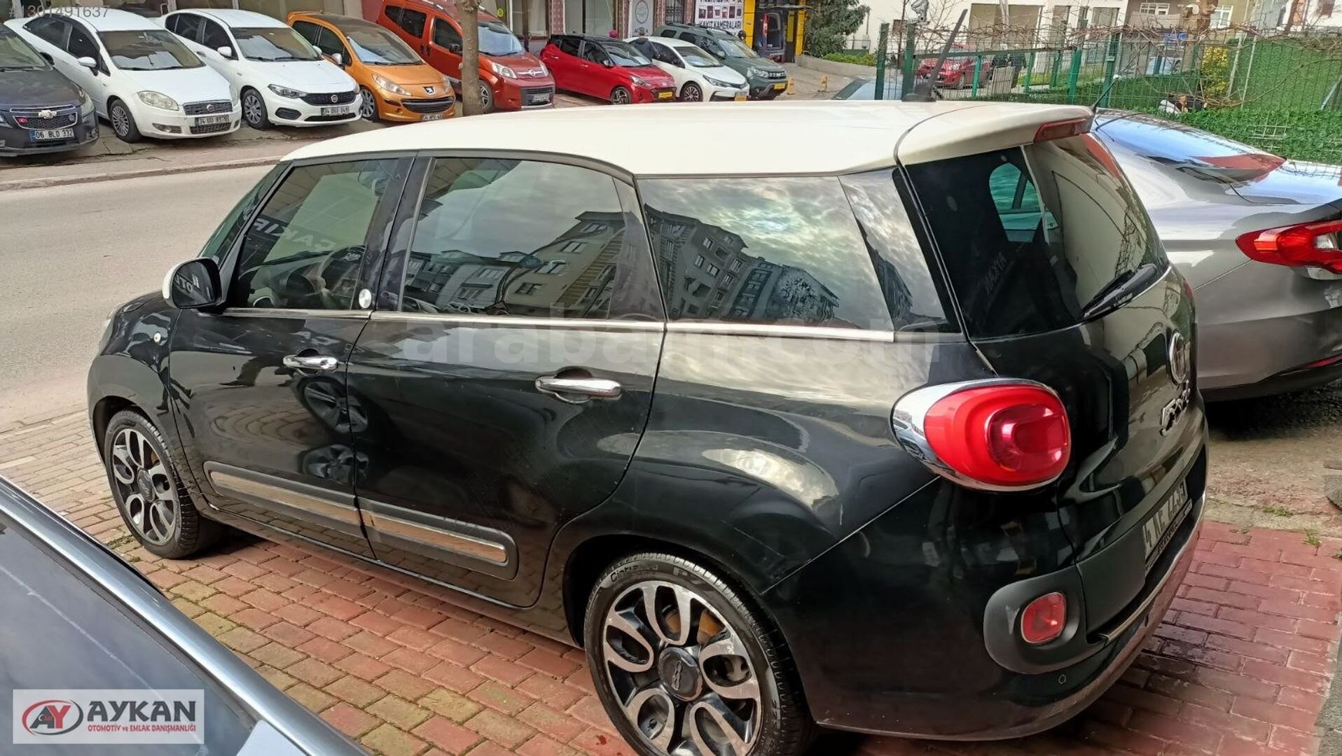 Galeriden Fiat 500 Ailesi 500L 1.3 Mjet Lounge 2014 Model Kocaeli 173.000 km Siyah 5