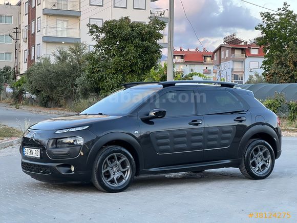 En Uygun Citroen C4 Cactus 1.2 PureTech Feel 2017 Model Cam Tavan