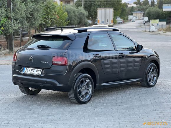 En Uygun Citroen C4 Cactus 1.2 PureTech Feel 2017 Model Cam Tavan