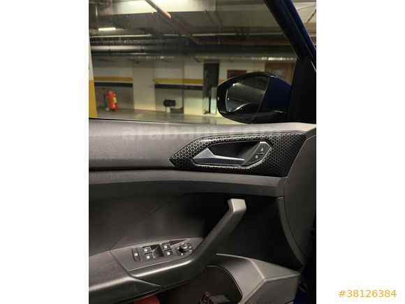 Sahibinden Volkswagen T-Cross 1.0 TSI Style 2023 Model  75.000 km Lacivert