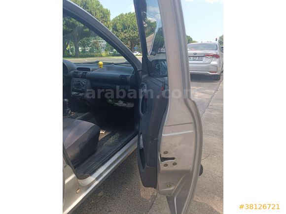 Sahibinden Opel Corsa Klimalı değişensiz 1.4 GLS 2000 Model