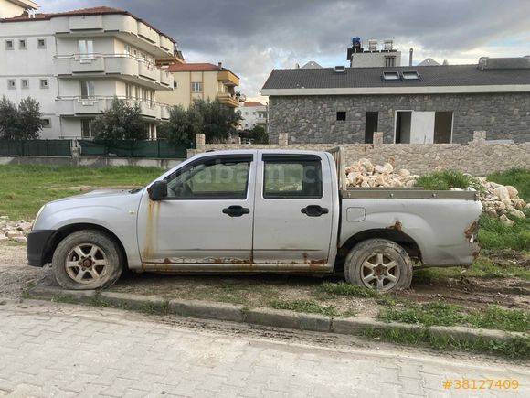 Galeriden Isuzu D-Max Muğla