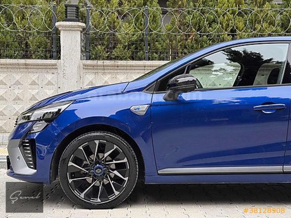 2025 RENAULT CLİO TECHNO ESPRİT ALPİNE / HATASIZ / GSR2