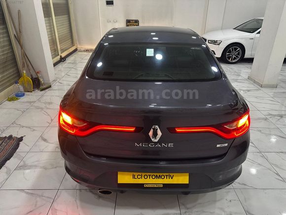 İLCİ OTOMOTİV'DEN 2018 MODEL MEGANE 4 1.5 DCI TOCH KM 248 BİNDE