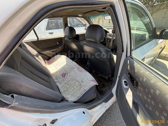 Sahibinden Hyundai Accent 1.3 LX 2003 Model 