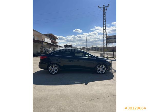 Sahibinden Ford Focus 1.6 TDCi Style 2015 Model 