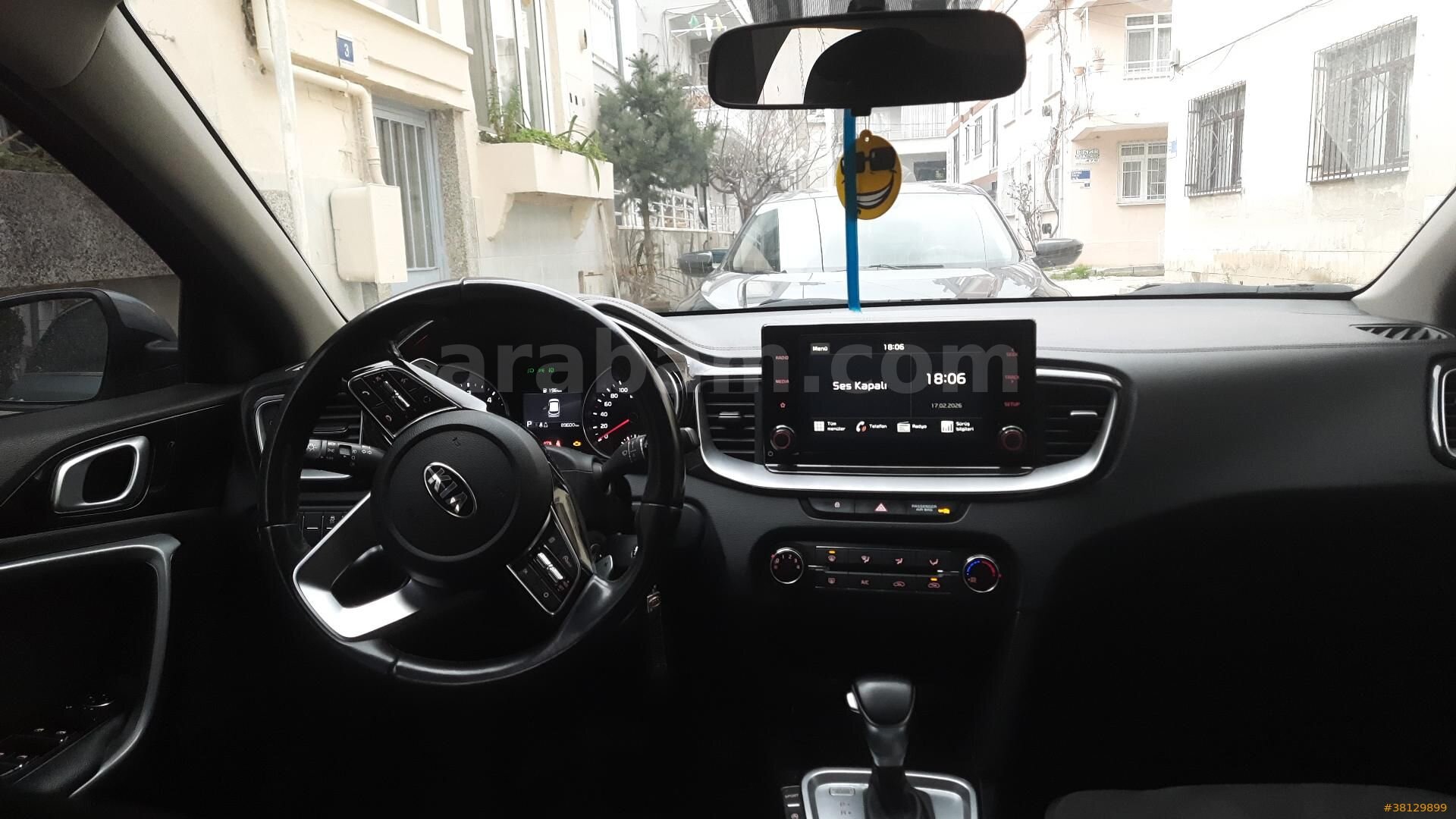 Sahibinden Kia Ceed 1.6 CRDi Elegance Sunroof 2020 Model Bursa 93.750 km Gri 6