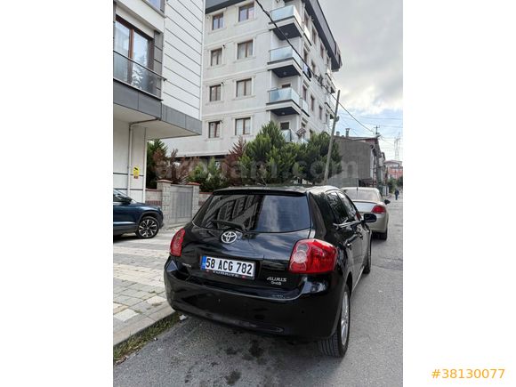 Sahibinden Toyota Auris 1.4 D-4D Elegant 2008 Model 