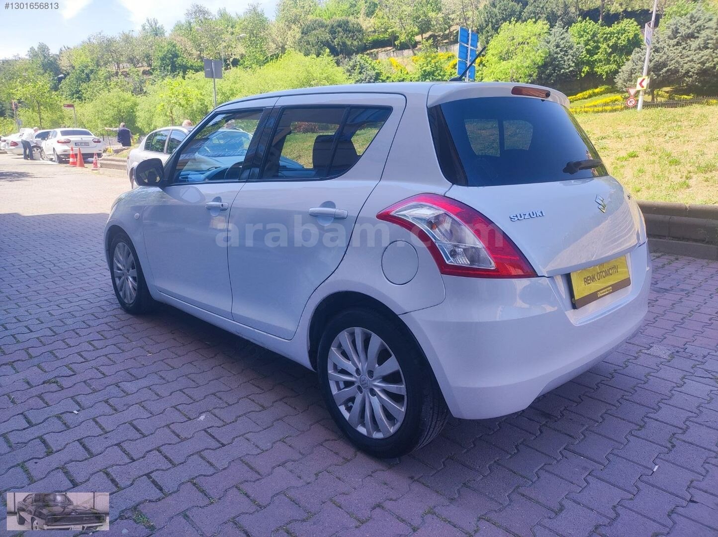 Galeriden Suzuki Swift 1.2 GL 2012 Model İstanbul 110.000 km Beyaz 4