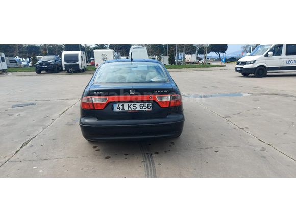Sahibinden Seat Toledo 1.6 Signo Plus 2002 Model  210000 km Siyah