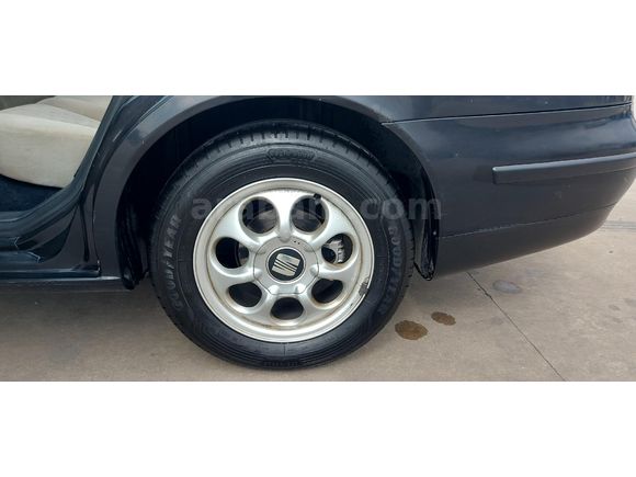 Sahibinden Seat Toledo 1.6 Signo Plus 2002 Model  210000 km Siyah