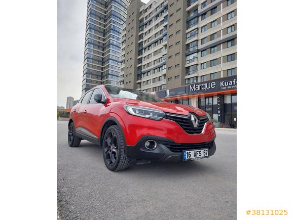 Öğretmenden temiz Kadjar 1.2 TCe Black Edition 2017 Model Ankara 89.000 km Kırmızı