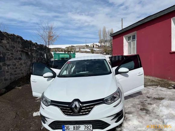 Sahibinden Renault Megane 1.3 TCe Joy Comfort 2021 Model Kars