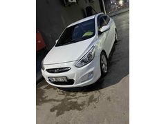 Sahibinden Hyundai Accent Blue 1.6 CRDI Mode Plus 2014 Model 