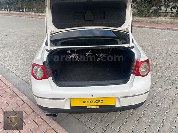 AUTO LORD'DAN 2010 MODEL PASSAT/1.8/TSİ/COMFORTLİNE/OTOMATİK