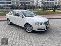 AUTO LORD'DAN 2010 MODEL PASSAT/1.8/TSİ/COMFORTLİNE/OTOMATİK