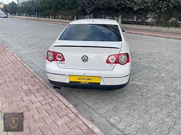 AUTO LORD'DAN 2010 MODEL PASSAT/1.8/TSİ/COMFORTLİNE/OTOMATİK