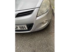 Sahibinden Hyundai i20 1.4 CRDi Style 2010 Model  271.000 km Gri