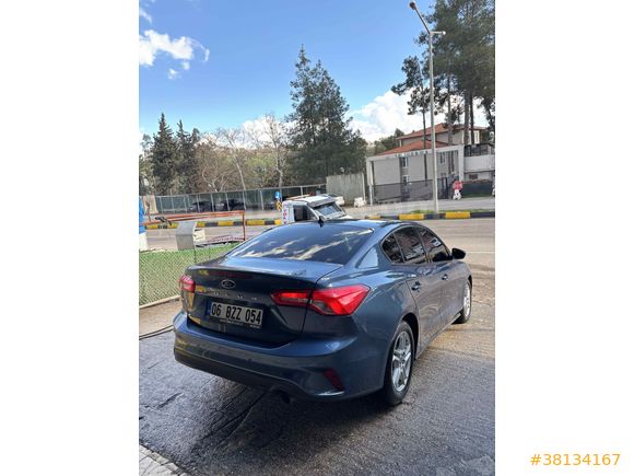 Sahibinden Ford Focus 1.5 Ti-VCT Trend X 2020 Model 