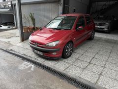 Sahibinden Peugeot 206 1.4 X-Design 2006 Model  290.000 km Kırmızı