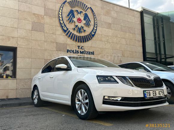 Sahibinden Skoda Octavia 1.6 TDI Style 2017 Model Ankara 86.000 km Beyaz