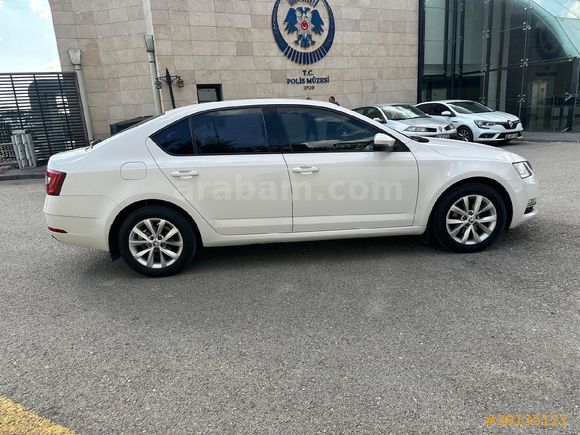 Sahibinden Skoda Octavia 1.6 TDI Style 2017 Model Ankara 86.000 km Beyaz