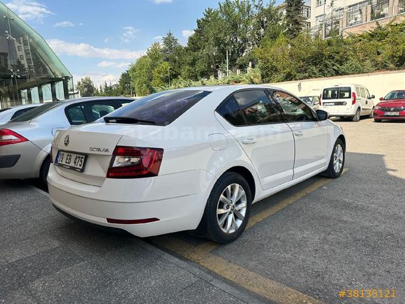 Sahibinden Skoda Octavia 1.6 TDI Style 2017 Model Ankara 86.000 km Beyaz