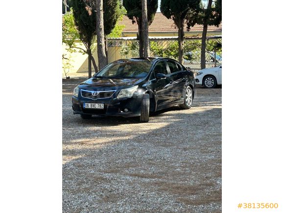 Sahibinden Toyota Avensis 1.6 Elegant 2010 Model