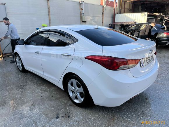 Sahibinden Hyundai Elantra 1.6 D-CVVT Mode Plus 2013 Model 