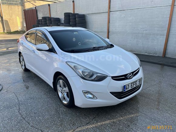 Sahibinden Hyundai Elantra 1.6 D-CVVT Mode Plus 2013 Model 
