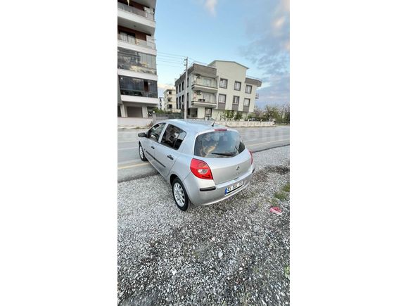 Az Yakan Renault Clio 1.5 dCi Extreme 2009 Model 