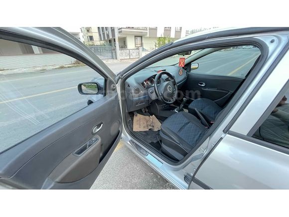 Az Yakan Renault Clio 1.5 dCi Extreme 2009 Model 