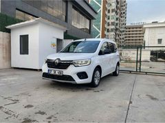 Sahibinden Renault Kangoo Multix 1.3 TCe Techno 2024 Model 