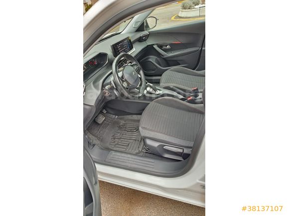 Sahibinden Peugeot 2008 1.5 BlueHDI Active Skypack 2020 Model