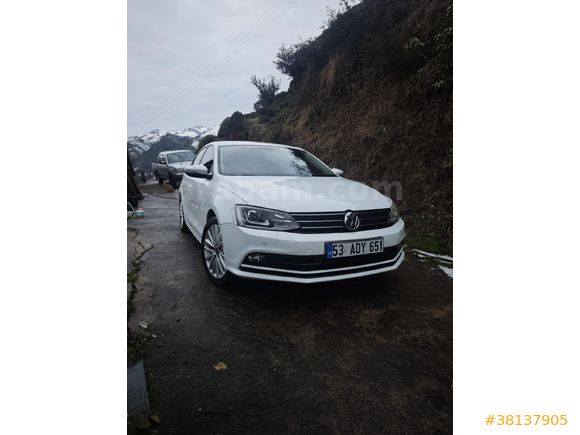Sahibinden Volkswagen Jetta 1.2 TSi Highline 2015 Model hatasız boyasız