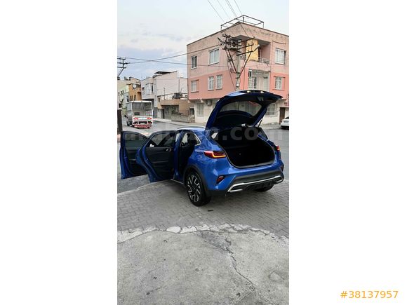 Sahibinden Acil Satılık  Kia XCeed 1.5 T-GDI Elegance Plus 2025 Model 