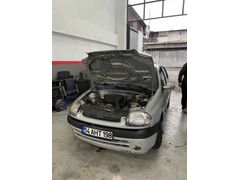 Sahibinden Renault Clio 1.4 RTA 2001 Model  sıfır muayene Lı Sakarya