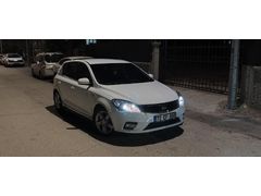 Sahibinden Kia Ceed 1.6 CRDi Motion 2012 Model Batman 270.000 km Beyaz