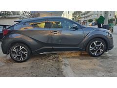 Sahibinden Toyota C-HR 1.8 Hybrid Passion X-Pack 2023 Model