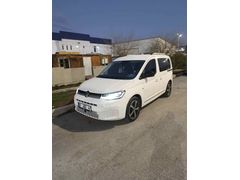 Sahibinden Volkswagen Caddy 2.0 TDI Style 2023 Model 100 binde  