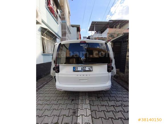 Sahibinden Volkswagen Caddy 2.0 TDI Style 2023 Model 100 binde  