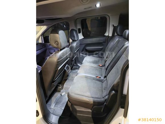 Sahibinden Volkswagen Caddy 2.0 TDI Style 2023 Model 100 binde  